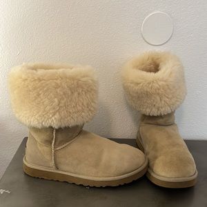UGG Classic Tall Shearling 2 Tone Tan Boots Size W7